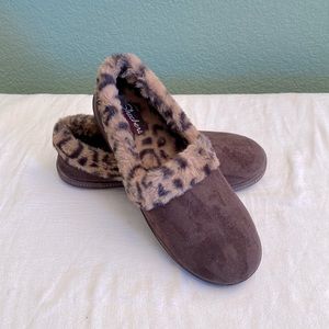 Skechers women’s slippers